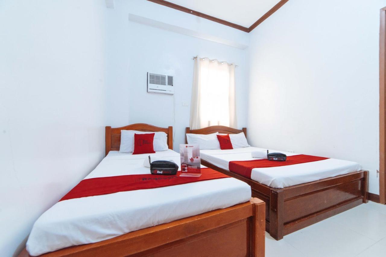 Reddoorz @ D Maagma Street Hotell Kalibo Exteriör bild