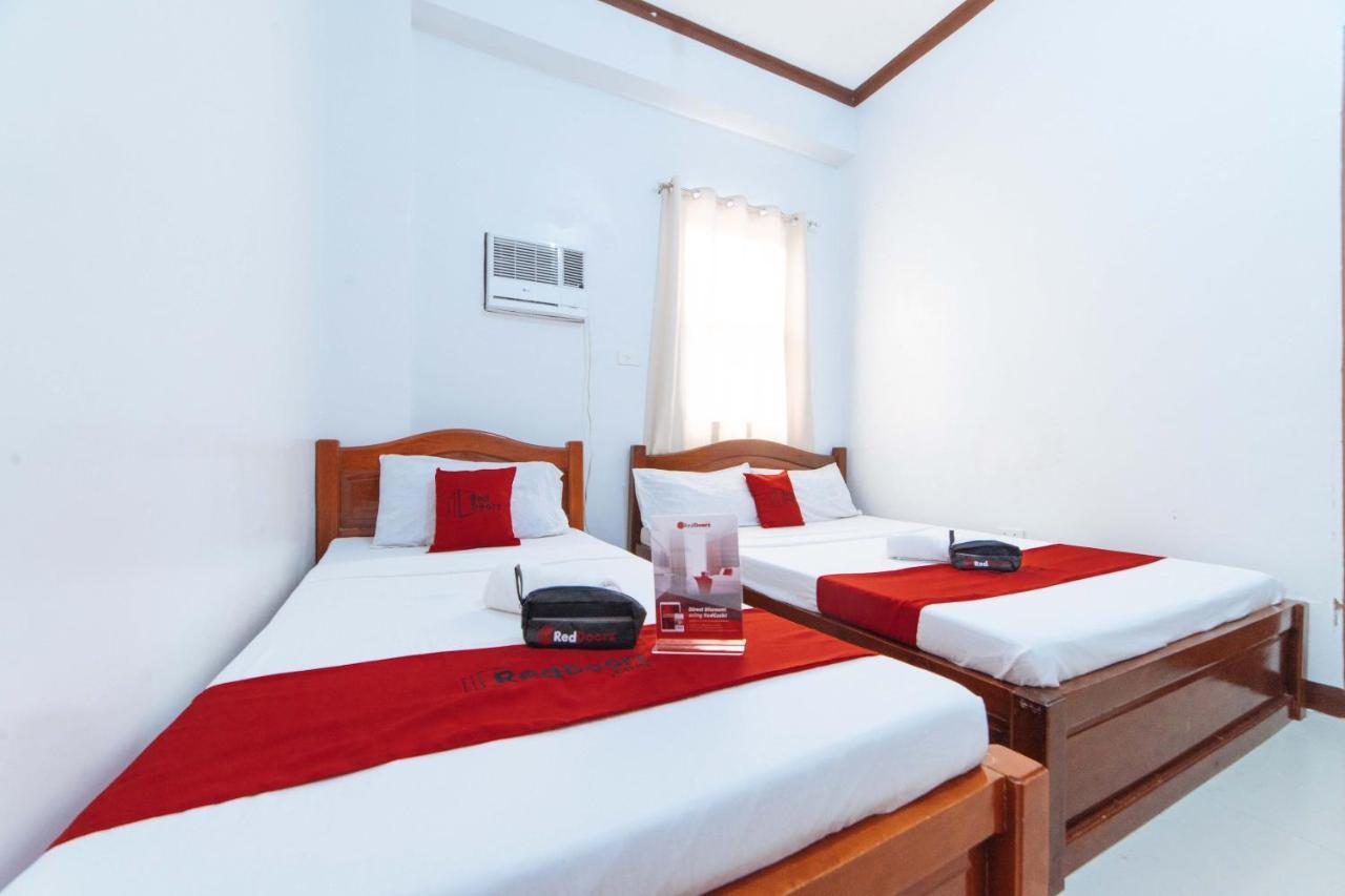 Reddoorz @ D Maagma Street Hotell Kalibo Exteriör bild